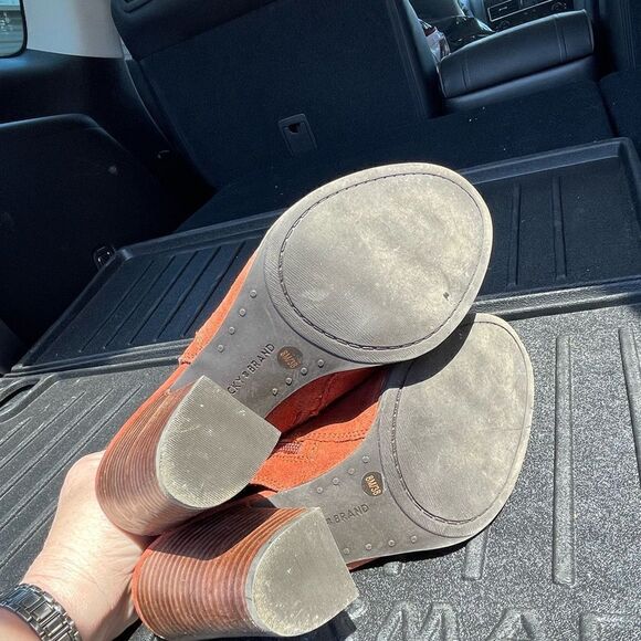 Lucky Brand Shoes - Picture 4 of 7